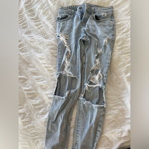 Carmar size 25 blue ripped jeans